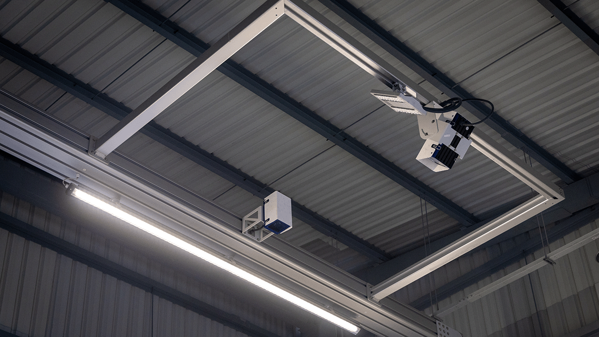 Linescan LEDs, top linescan camera, front mid areascan camera and floodlight