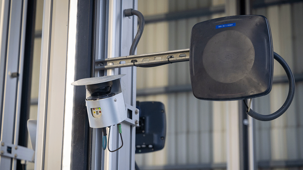 LMS sensor and RFID reader